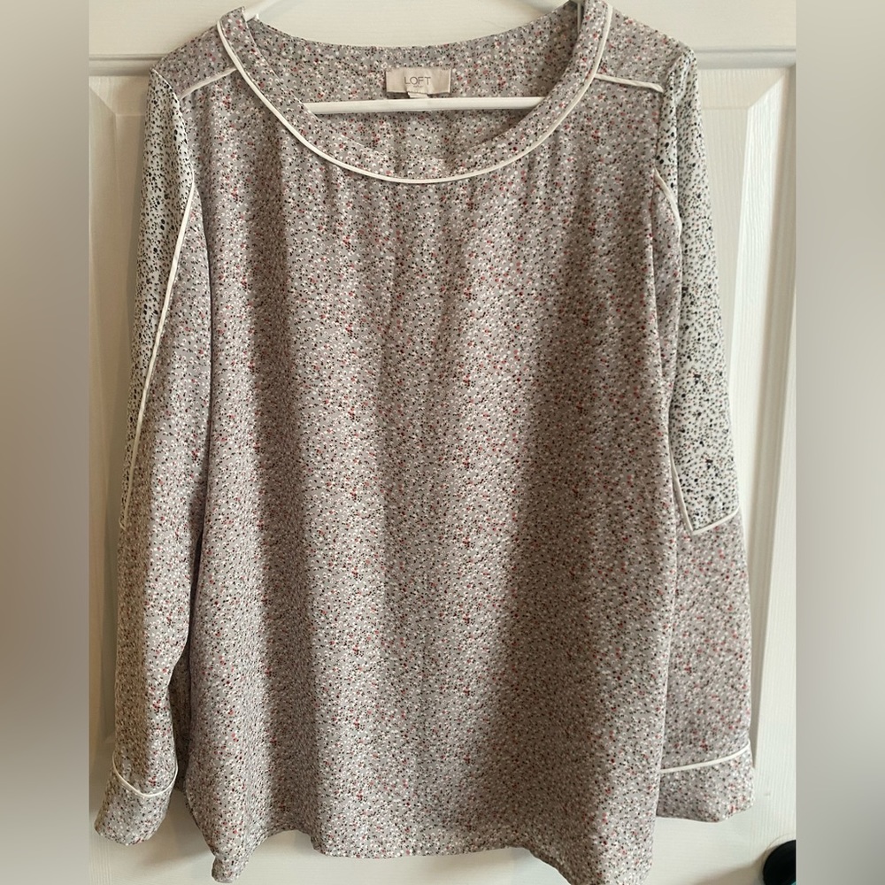 The Loft grey floral blouse-size medium. Like new.